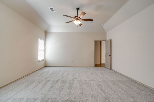 316 Madison Street, Burleson, TX 76028