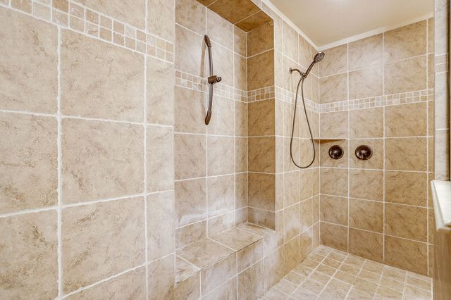 316 Madison Street, Burleson, TX 76028
