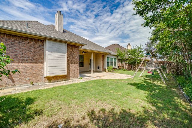 316 Madison Street, Burleson, TX 76028