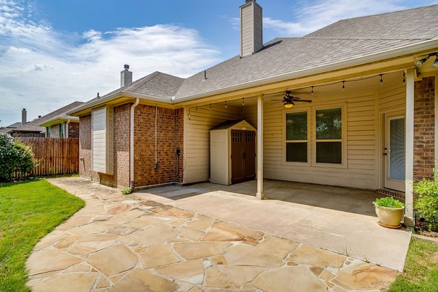 316 Madison Street, Burleson, TX 76028