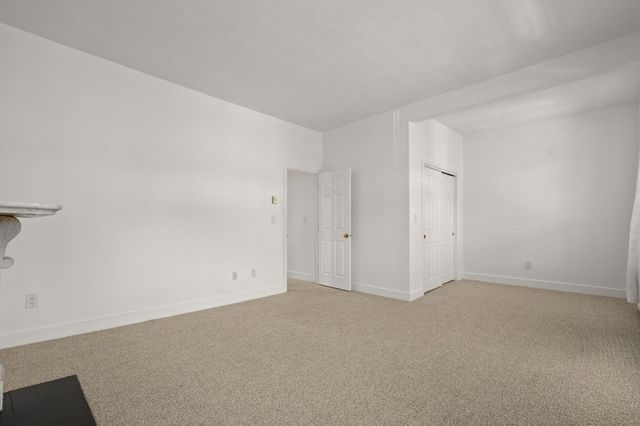 664 Massachusetts Ave 4, Boston, MA 02118
