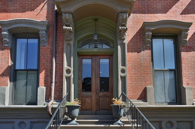 664 Massachusetts Ave 4, Boston, MA 02118