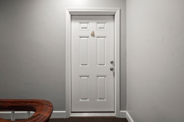 664 Massachusetts Ave 4, Boston, MA 02118