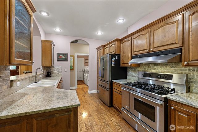 500 Wandering Lane, Coupeville, WA 98239