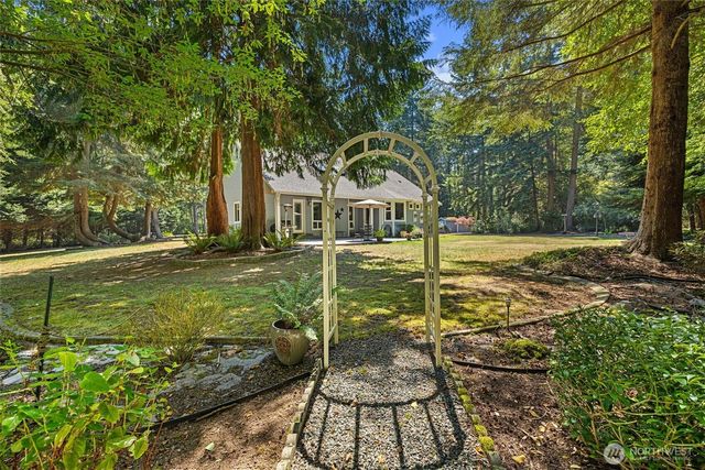500 Wandering Lane, Coupeville, WA 98239