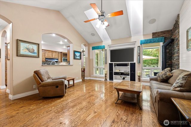 500 Wandering Lane, Coupeville, WA 98239