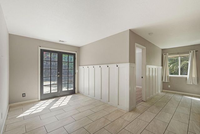 2142 Bluejay Way, Lodi, CA 95240