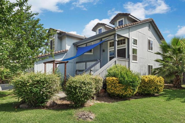 2142 Bluejay Way, Lodi, CA 95240