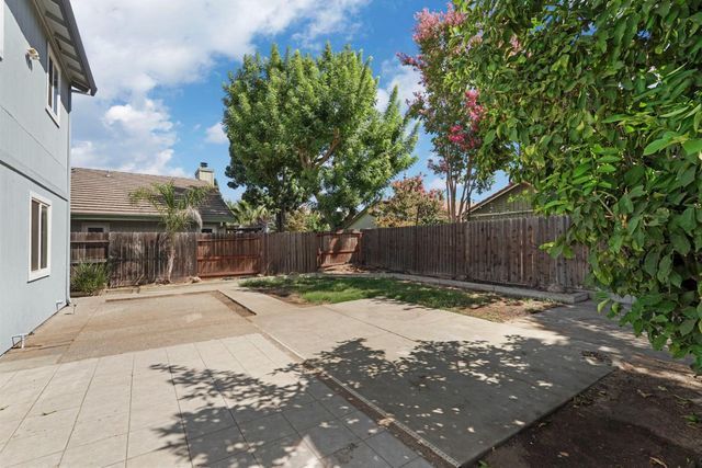 2142 Bluejay Way, Lodi, CA 95240