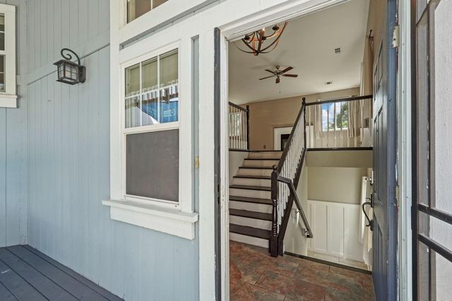 2142 Bluejay Way, Lodi, CA 95240