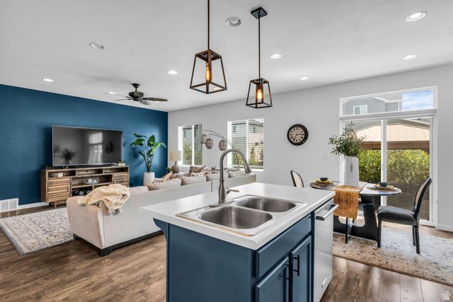 193 E OLIVIA LN, Saratoga Springs, UT 84045