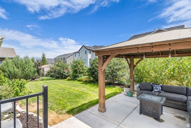 193 E OLIVIA LN, Saratoga Springs, UT 84045