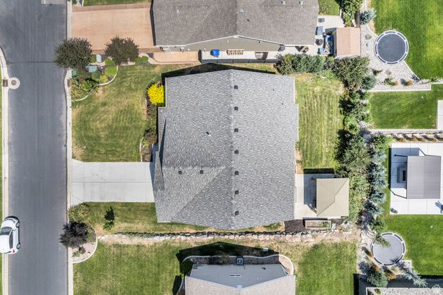 193 E OLIVIA LN, Saratoga Springs, UT 84045