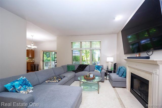 3481 Castlewood Court, Wixom, MI 48393