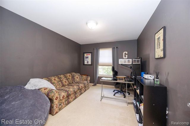 3481 Castlewood Court, Wixom, MI 48393