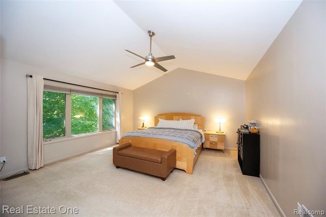 3481 Castlewood Court, Wixom, MI 48393