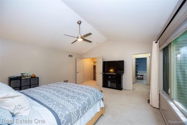 3481 Castlewood Court, Wixom, MI 48393