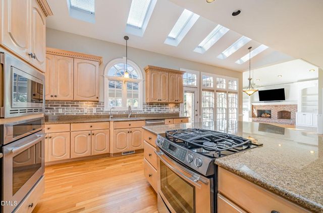 512 Tharps Lane, Raleigh, NC 27614