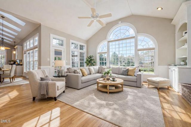 512 Tharps Lane, Raleigh, NC 27614