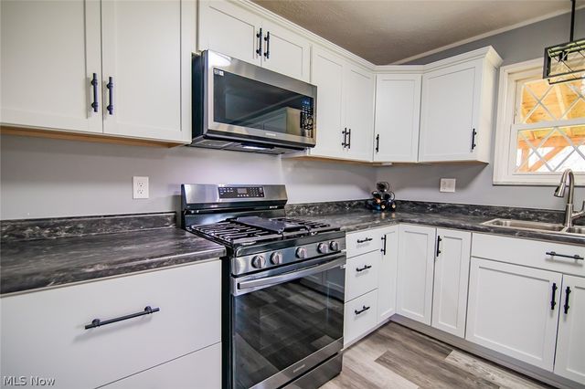 19 Osborne Street, Washington, WV 26181