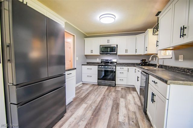 19 Osborne Street, Washington, WV 26181