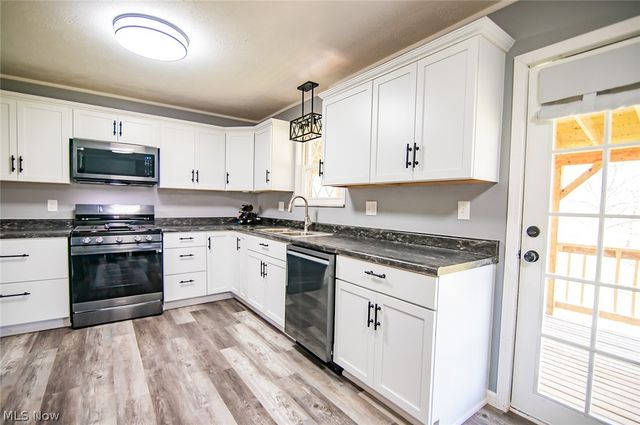 19 Osborne Street, Washington, WV 26181