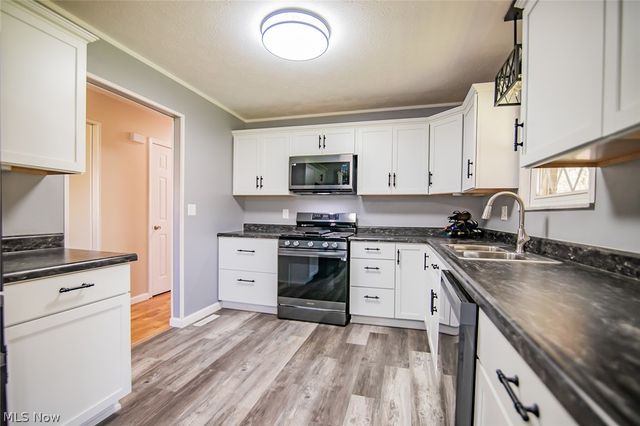19 Osborne Street, Washington, WV 26181