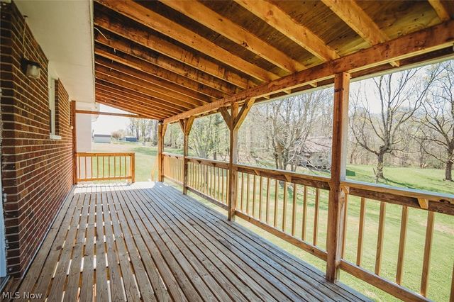 19 Osborne Street, Washington, WV 26181