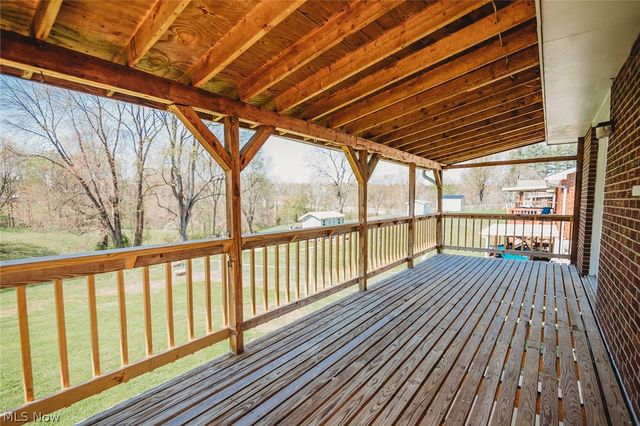 19 Osborne Street, Washington, WV 26181