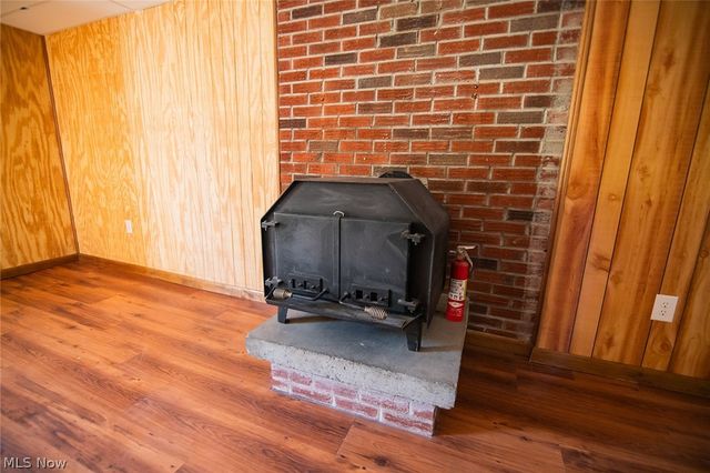 19 Osborne Street, Washington, WV 26181