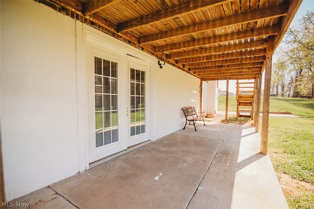 19 Osborne Street, Washington, WV 26181