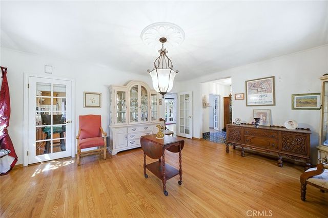 2393 Allen Avenue, Altadena, CA 91001