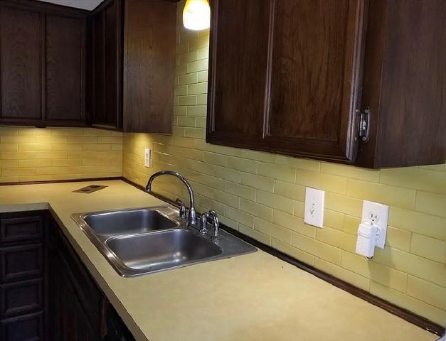 4907 Rollingwood Court, Garland, TX 75043