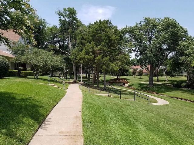 4907 Rollingwood Court, Garland, TX 75043