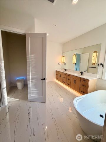 16906 NE 14th Street, Bellevue, WA 98008
