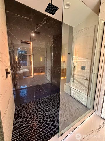 16906 NE 14th Street, Bellevue, WA 98008