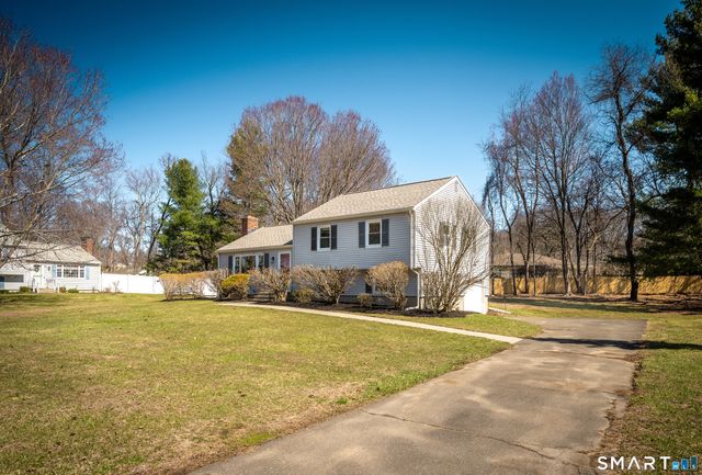 11 North Hearthstone Drive, Bethel, CT 06801