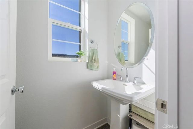 27040 Painted Sky Way, Valencia, CA 91381