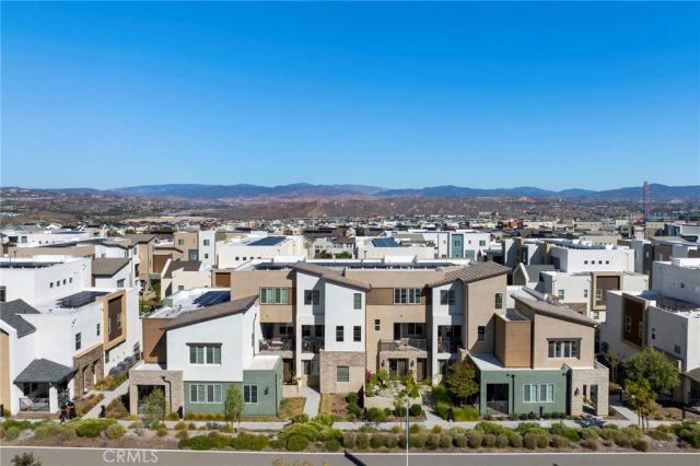 27040 Painted Sky Way, Valencia, CA 91381