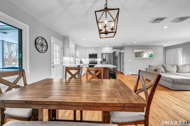 23 Federal Road, Shelton, CT 06484