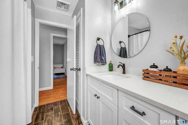 23 Federal Road, Shelton, CT 06484