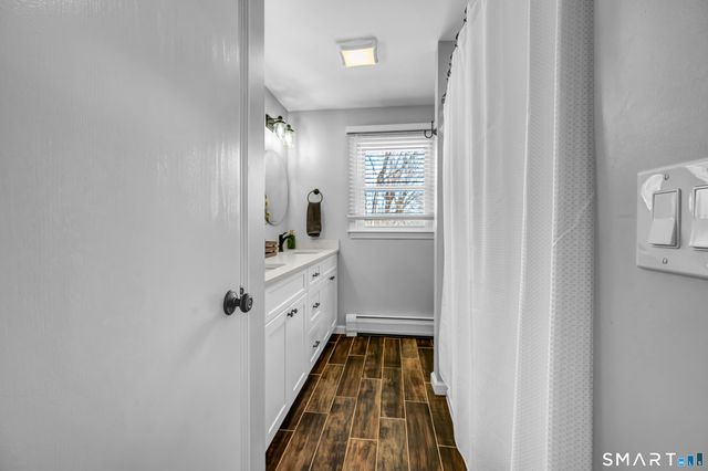 23 Federal Road, Shelton, CT 06484