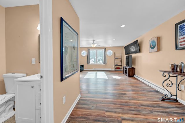 23 Federal Road, Shelton, CT 06484