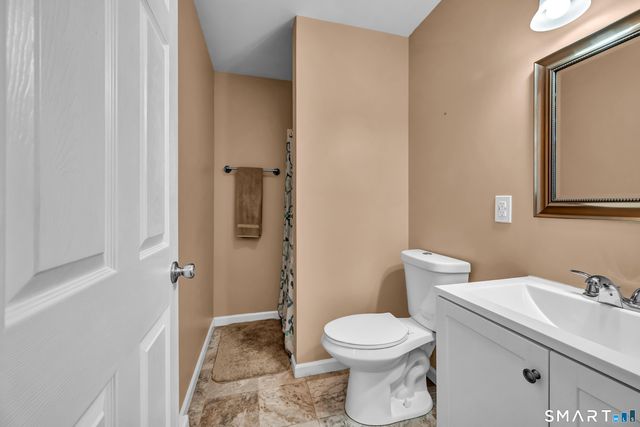 23 Federal Road, Shelton, CT 06484