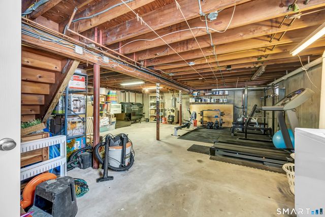 23 Federal Road, Shelton, CT 06484