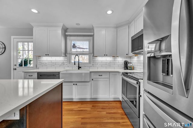 23 Federal Road, Shelton, CT 06484