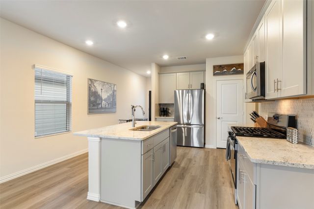 3908 Murvaul Drive, Farmersville, TX 75442