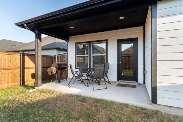 3908 Murvaul Drive, Farmersville, TX 75442