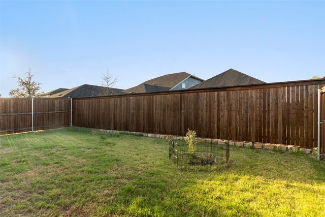 3908 Murvaul Drive, Farmersville, TX 75442