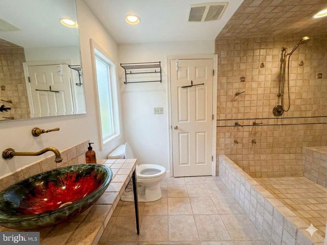 6304 WISCASSET RD, Bethesda, MD 20816